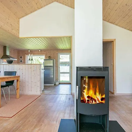 펜션 Five Bedroom Holiday In Ringkobing 4 *