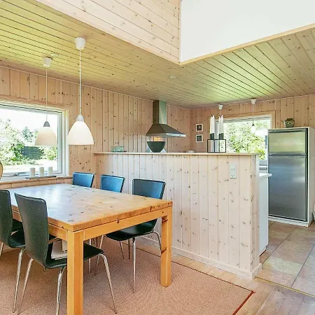 Five Bedroom Holiday In Ringkobing 4 Hals